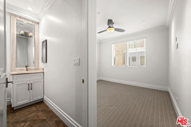 201 S Avenue A A, Redondo Beach, CA 90277