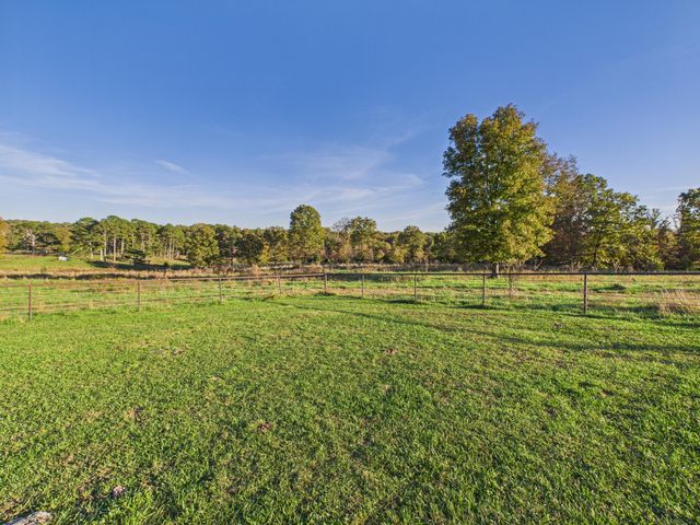 7474 County Road 2800, Mountain View, MO 65548