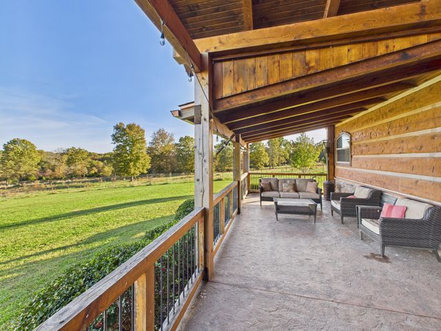 7474 County Road 2800, Mountain View, MO 65548