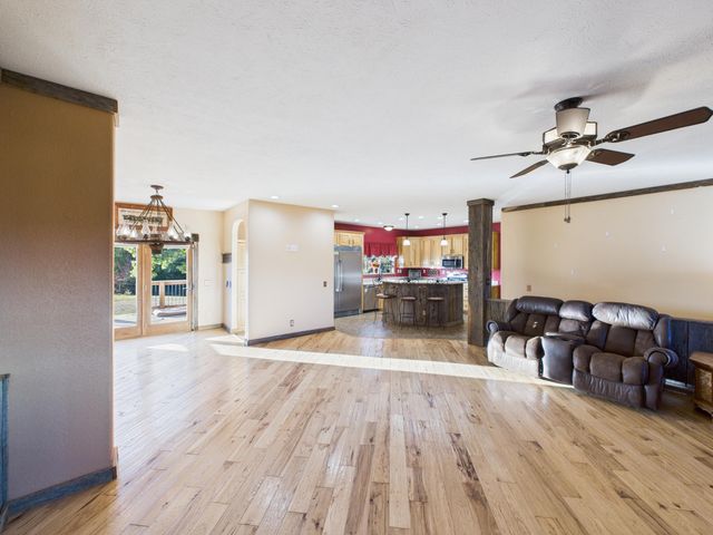 7474 County Road 2800, Mountain View, MO 65548