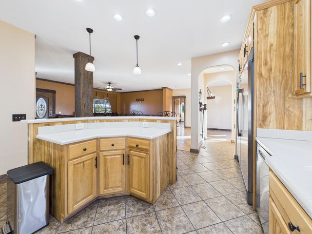 7474 County Road 2800, Mountain View, MO 65548