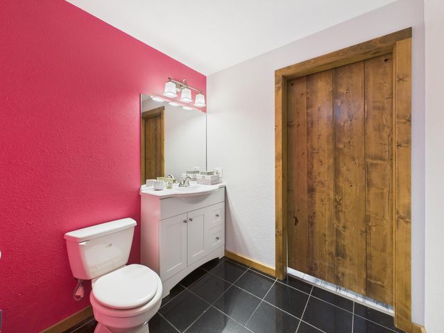 7474 County Road 2800, Mountain View, MO 65548