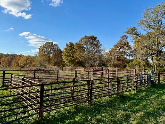 7474 County Road 2800, Mountain View, MO 65548