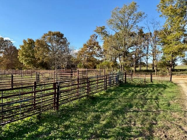 7474 County Road 2800, Mountain View, MO 65548