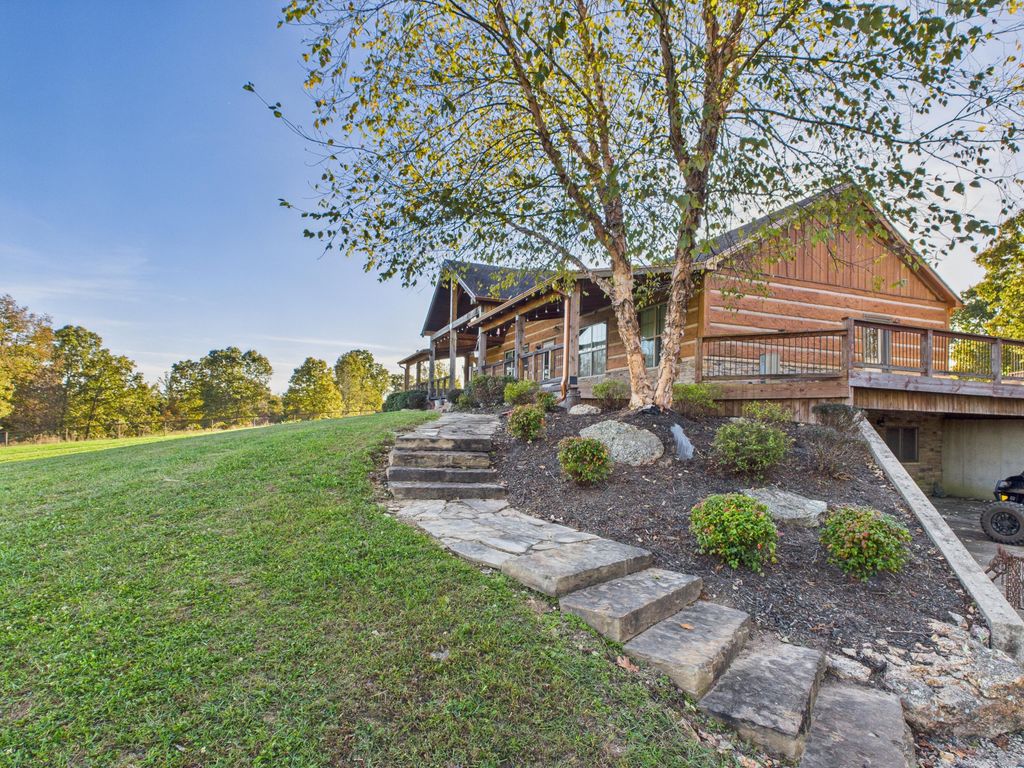 7474 County Road 2800, Mountain View, MO 65548