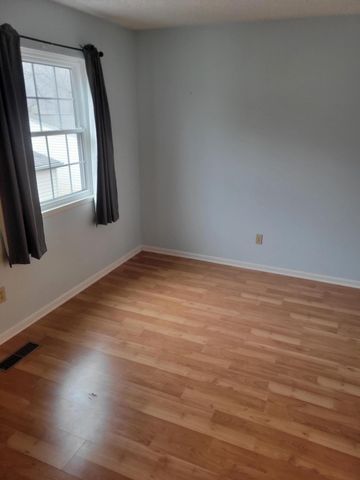 3851 Greenleaf Circle, Kalamazoo City, MI 49008