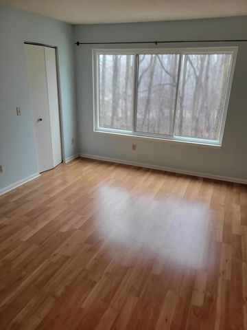 3851 Greenleaf Circle, Kalamazoo City, MI 49008