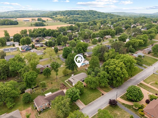 1427 Harris St, Columbia, TN 38401