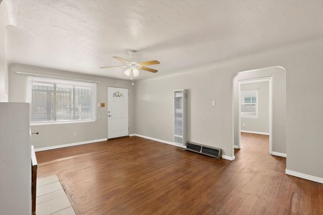 1701 Wilmoore Drive SE, Albuquerque, NM 87106