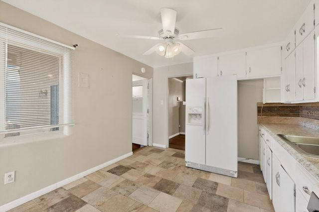 1701 Wilmoore Drive SE, Albuquerque, NM 87106