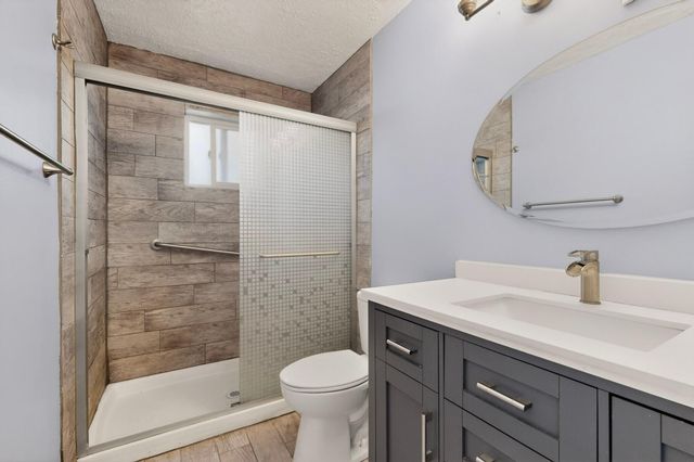 1701 Wilmoore Drive SE, Albuquerque, NM 87106
