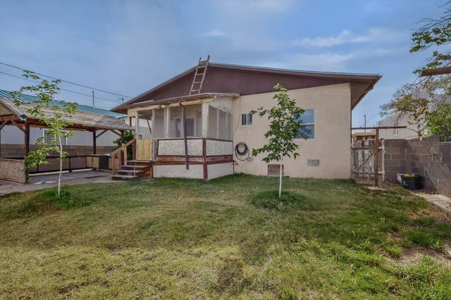 1701 Wilmoore Drive SE, Albuquerque, NM 87106
