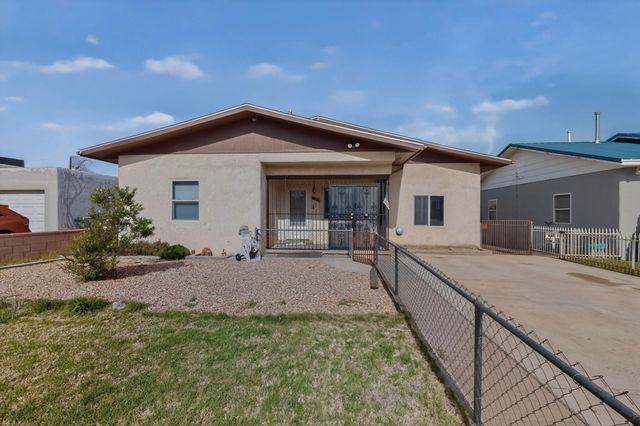 1701 Wilmoore Drive SE, Albuquerque, NM 87106