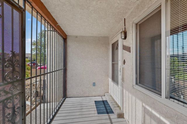 1701 Wilmoore Drive SE, Albuquerque, NM 87106