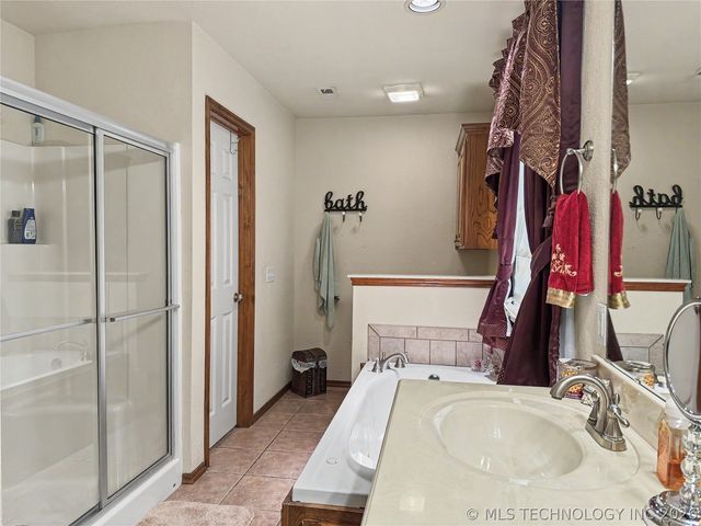 500 SW 160th Street, Oklahoma City, OK 73170