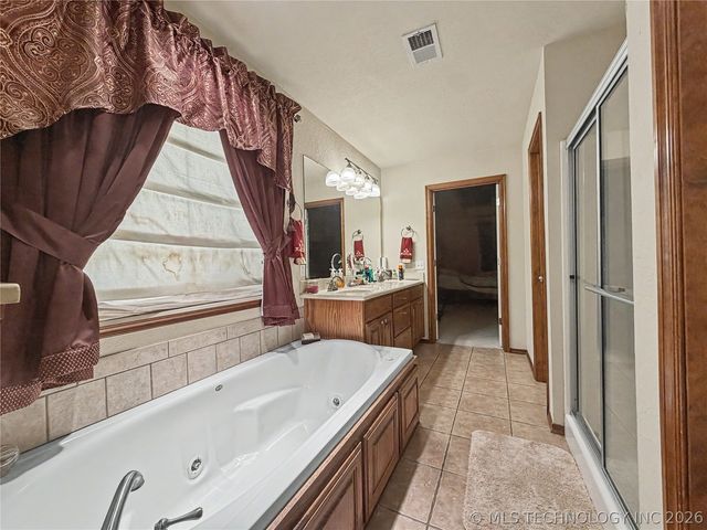 500 SW 160th Street, Oklahoma City, OK 73170