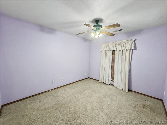 500 SW 160th Street, Oklahoma City, OK 73170