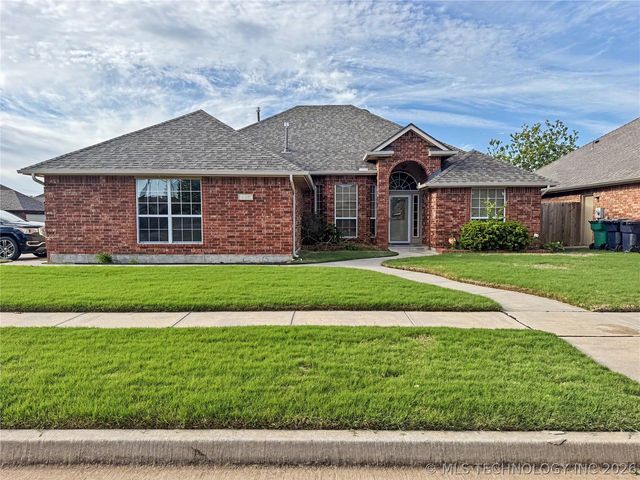 500 SW 160th Street, Oklahoma City, OK 73170