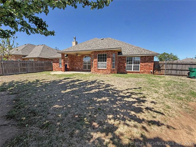 500 SW 160th Street, Oklahoma City, OK 73170