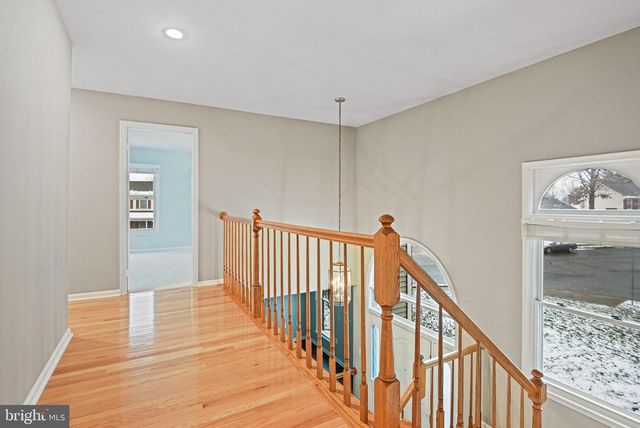 13200 CAROLINE CT, Herndon, VA 20171