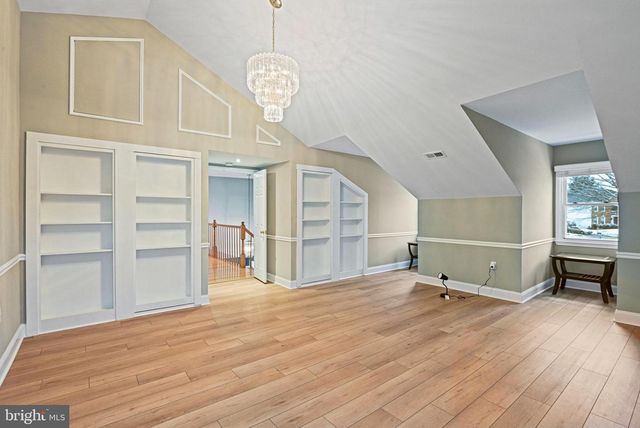 13200 CAROLINE CT, Herndon, VA 20171