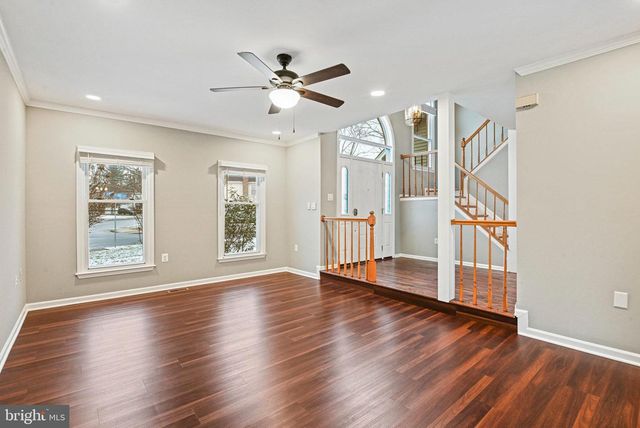 13200 CAROLINE CT, Herndon, VA 20171