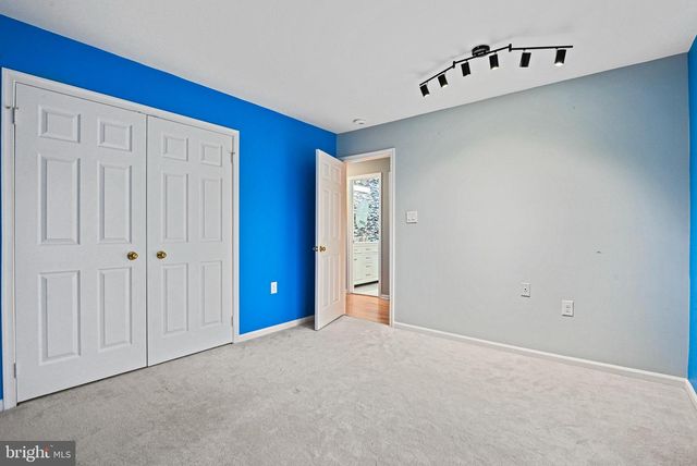 13200 CAROLINE CT, Herndon, VA 20171