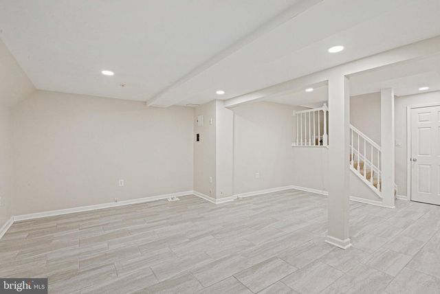 13200 CAROLINE CT, Herndon, VA 20171