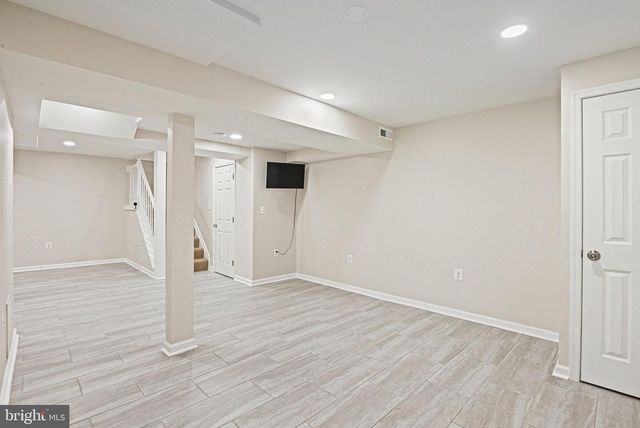 13200 CAROLINE CT, Herndon, VA 20171