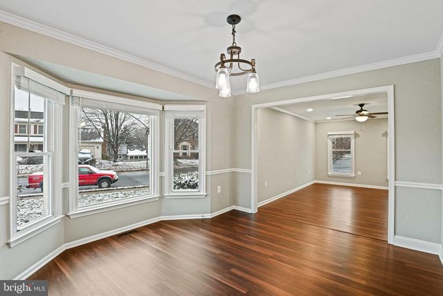 13200 CAROLINE CT, Herndon, VA 20171