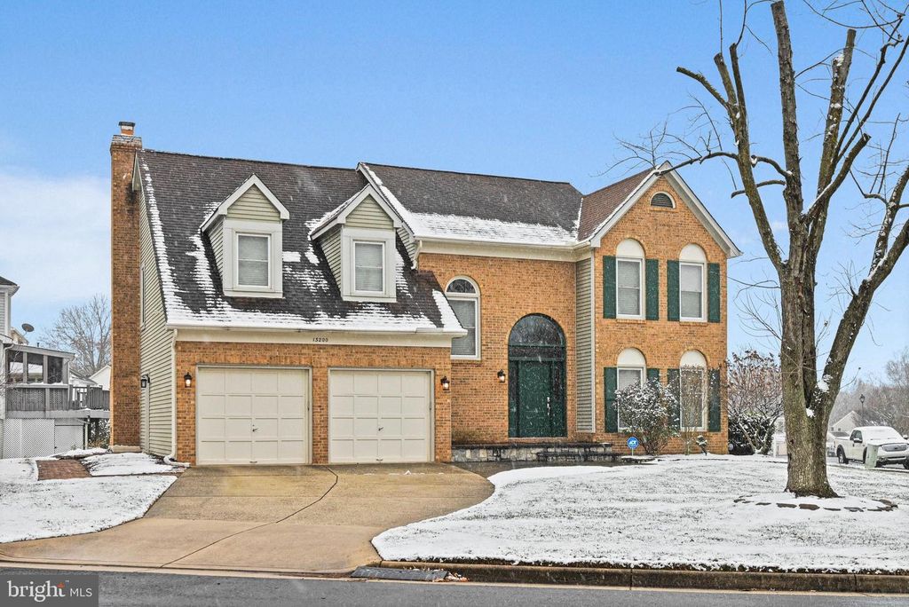 13200 CAROLINE CT, Herndon, VA 20171