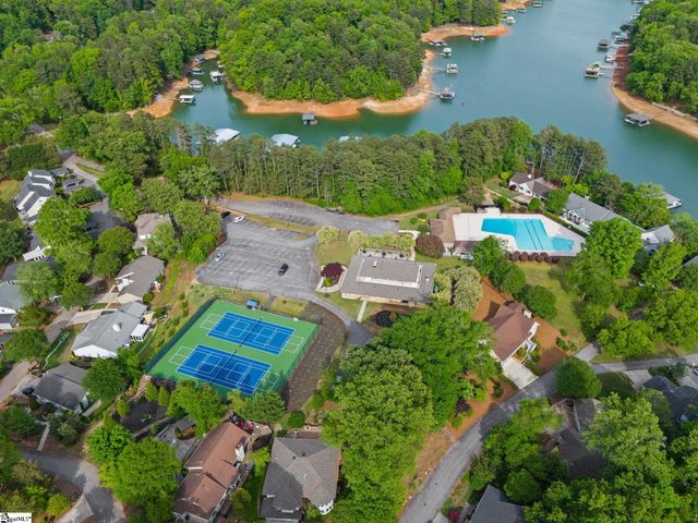 1104 Chickasaw Drive, Westminster, SC 29693