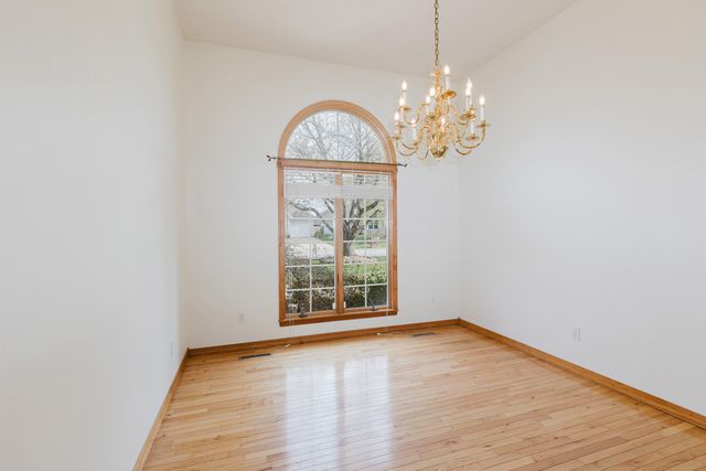 3838 W Eaglecrest Street, Battlefield, MO 65619