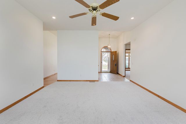 3838 W Eaglecrest Street, Battlefield, MO 65619