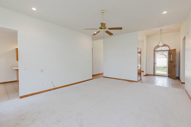 3838 W Eaglecrest Street, Battlefield, MO 65619