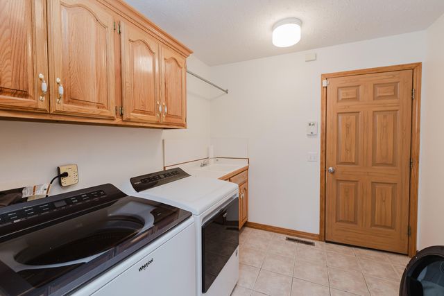 3838 W Eaglecrest Street, Battlefield, MO 65619