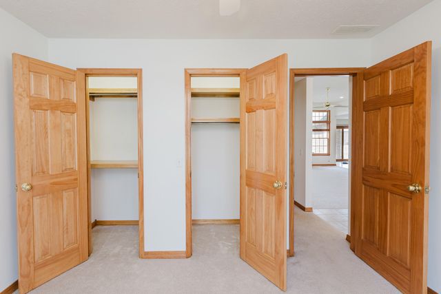 3838 W Eaglecrest Street, Battlefield, MO 65619