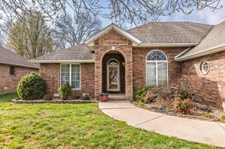 3838 W Eaglecrest Street, Battlefield, MO 65619