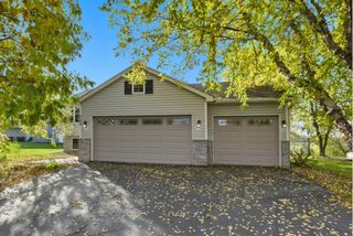 726 7th Street N, Montrose, MN 55363