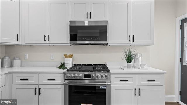 1824 E 32ND ST, Baltimore, MD 21218
