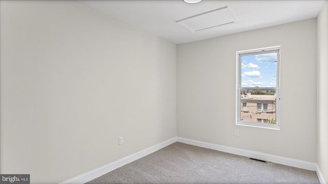 1824 E 32ND ST, Baltimore, MD 21218