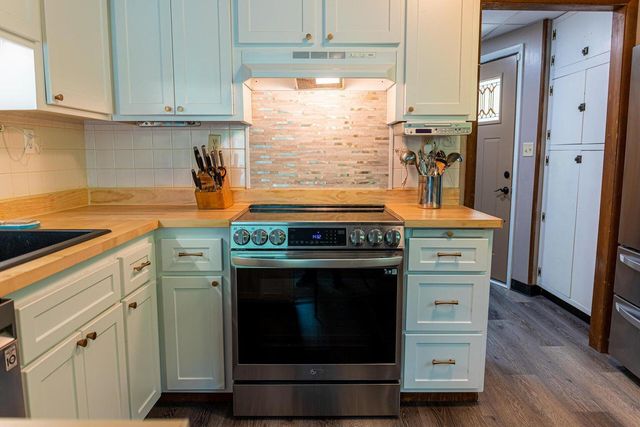 516 Mcintosh Drive, Howard, OH 43028