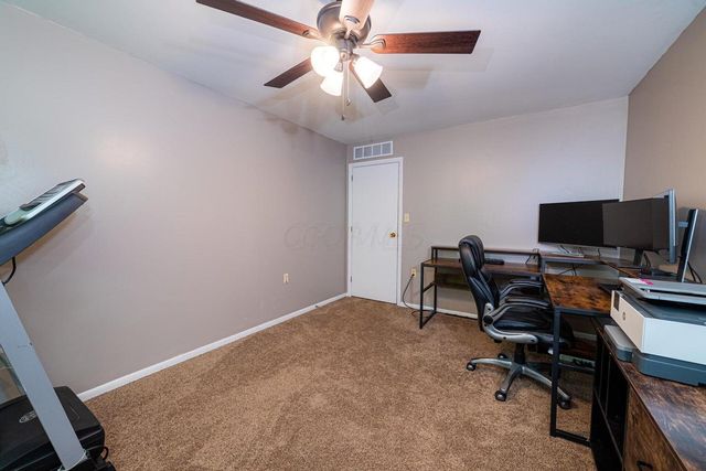 516 Mcintosh Drive, Howard, OH 43028