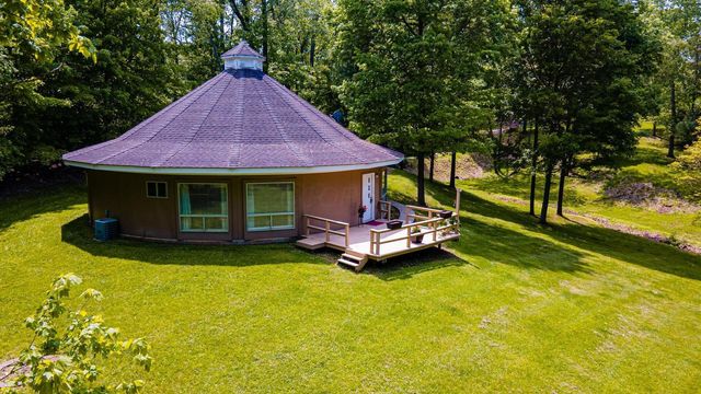 516 Mcintosh Drive, Howard, OH 43028