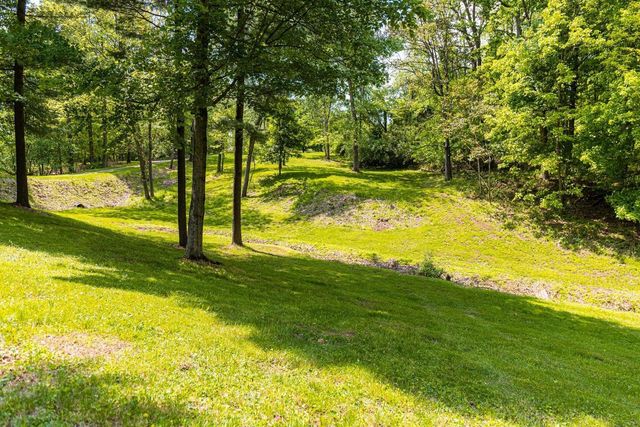 516 Mcintosh Drive, Howard, OH 43028