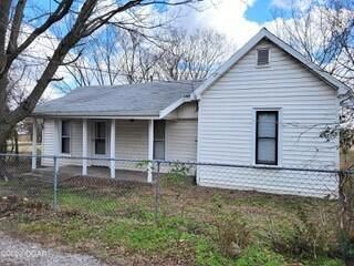1629 W 3rd Street, Joplin, MO 64801