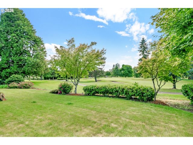 1922 SPRINGHILL Dr, Albany, OR 97321