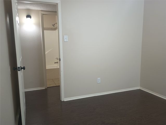 620 Race Street D, Crowley, TX 76036