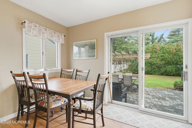 17 Samantha Lane, Hamilton, NJ 08619