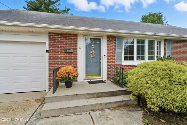 17 Samantha Lane, Hamilton, NJ 08619